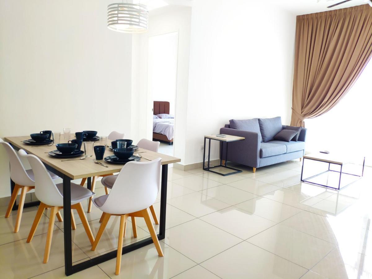 Netflix# Conezion Ioi By Salaam Aparthotel